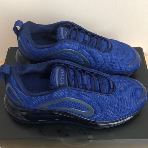 ‼️SOLD‼️💙💙NIKE AIR MAX 720 SNEAKERS💙💙 - Picture 3 of 7
